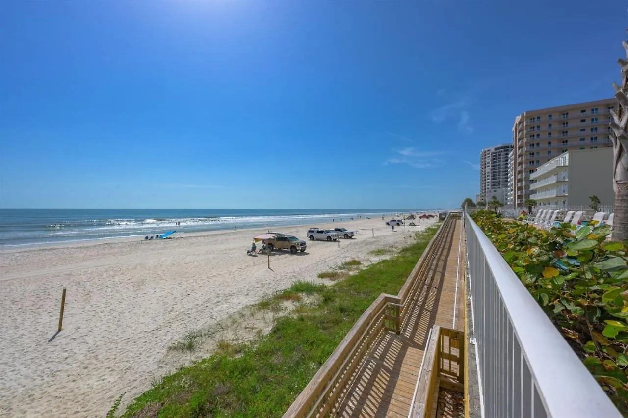 Unit 103 Aruba - 3 Bedroom Ocean Front Daytona Beach